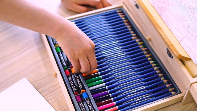 Amazon.com: 85 Piece Deluxe Wooden Art Supplies, Art Kit with